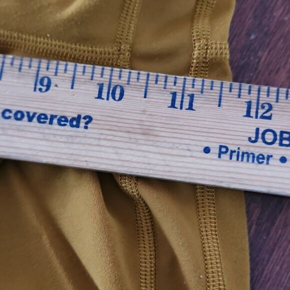 Lululemon Align Short 8", Gold Spice, Size 8, W7BTKS - Picture 11 of 12